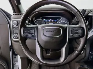 GMC Sierra 1500 2020 4x4 Denali 4p Cab Camioneta de Tripulación 5.8 ft. CB
