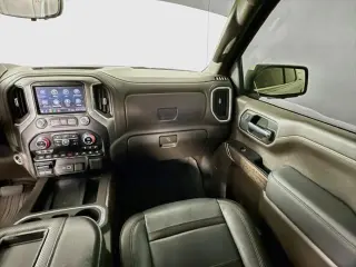 GMC Sierra 1500 2020 4x4 Denali 4p Cab Camioneta de Tripulación 5.8 ft. CB
