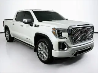 GMC Sierra 1500 2020 4x4 Denali 4p Cab Camioneta de Tripulación 5.8 ft. CB