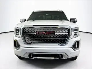 GMC Sierra 1500 2020 4x4 Denali 4p Cab Camioneta de Tripulación 5.8 ft. CB
