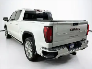 GMC Sierra 1500 2020 4x4 Denali 4p Cab Camioneta de Tripulación 5.8 ft. CB