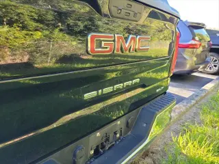 GMC Sierra 1500 2020 4x4 SLT 4p Puerta de Tripulacion Crew Cab 5.8 ft. SB