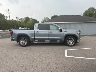 GMC Sierra 1500 2020 4x4 SLT 4dr Crew Cab 5,8 ft. SB