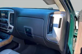 GMC Sierra 1500 2015 4x4 SLT 4dr Crew Cab 5.8 ft. CB