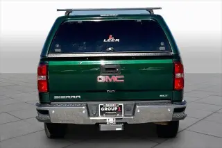 GMC Sierra 1500 2015 4x4 SLT 4dr Crew Cab 5.8 ft. CB