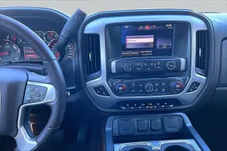 GMC Sierra 1500 2015 4x4 SLT 4dr Crew Cab 5.8 ft. CB