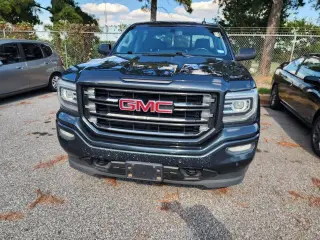 GMC Sierra 1500 2017 4x4 SLT 4dr Crew Cab 5.8 ft. SB