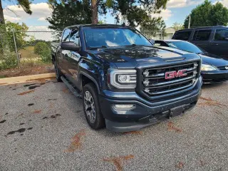 GMC Sierra 1500 2017 4x4 SLT 4dr Crew Cab 5.8 ft. SB