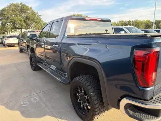 GMC Sierra 1500 2023 4x2 SLT 4dr Crew Cab 5.8 ft. CB