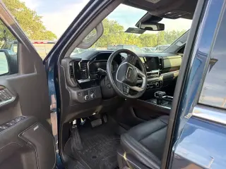 GMC Sierra 1500 2023 4x2 SLT 4dr Crew Cab 5.8 ft. CB