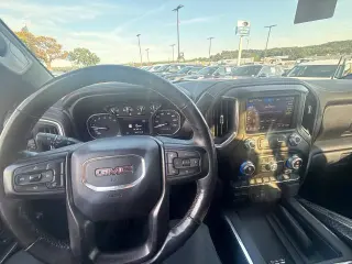 GMC Sierra 1500 2019 4x4 AT4 4dr Cabina de Tripulación 5.8 ft. CB