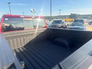 GMC Sierra 1500 2019 4x4 AT4 4dr Cabina de Tripulación 5.8 ft. CB