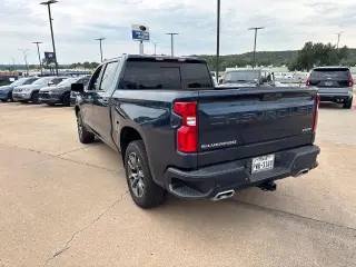 Chevrolet Silverado 1500 2020 4x4 RST 4p. Cabina de Tripulacion Crew Cab 5.8 ft. SB