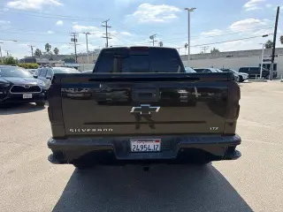 Chevrolet Silverado 1500 2017 4x4 LTZ 4dr Crew Cab 5.8 ft. SB