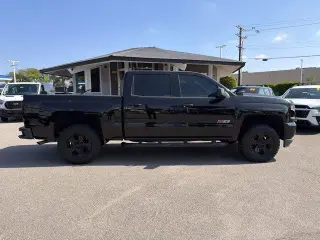 Chevrolet Silverado 1500 2017 4x4 LTZ 4dr Crew Cab 5.8 ft. SB