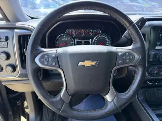 Chevrolet Silverado 1500 2017 4x4 LTZ 4dr Crew Cab 5.8 ft. SB