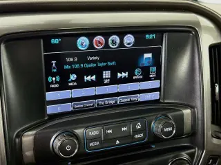 Chevrolet Silverado 1500 2017 4x4 LTZ 4p. Cabina de Tripulação Estándar 5.8 ft. SB