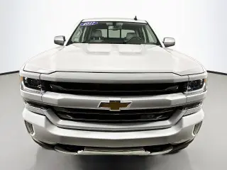 Chevrolet Silverado 1500 2017 4x4 LTZ 4p. Cabina de Tripulação Estándar 5.8 ft. SB