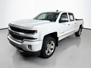 Chevrolet Silverado 1500 2017 4x4 LTZ 4p. Cabina de Tripulação Estándar 5.8 ft. SB