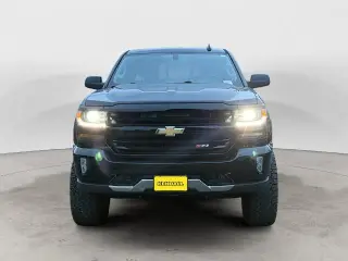 Chevrolet Silverado 1500 2017 4x4 LT 4p Puerta trasera Cabina de tripulación
