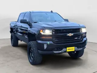 Chevrolet Silverado 1500 2017 4x4 LT 4p Puerta trasera Cabina de tripulación