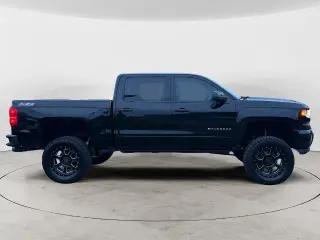 Chevrolet Silverado 1500 2017 4x4 LT 4p Puerta trasera Cabina de tripulación