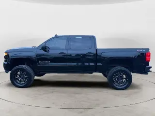 Chevrolet Silverado 1500 2017 4x4 LT 4p Puerta trasera Cabina de tripulación