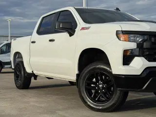 Chevrolet Silverado 1500 2025 4x4 Custom Trail Boss 4dr Crew Cab 5.8 ft. SB