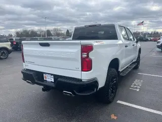 Chevrolet Silverado 1500 2024 4x4 LT Trail Boss 4p Crew Cab 6.6 ft. SB