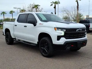 Chevrolet Silverado 1500 2023 4x4 LT Trail Boss 4dr Crew Cab 5.8 ft. SB