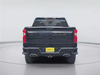 Chevrolet Silverado 1500 2024 4x4 LT Trail Boss 4p Crew Cab 6.0 ft. SB