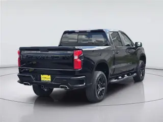 Chevrolet Silverado 1500 2024 4x4 LT Trail Boss 4p Crew Cab 6.0 ft. SB