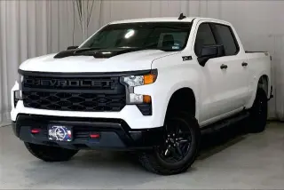 Chevrolet Silverado 1500 2024 4x4 Custom Trail Boss 4p Crew Cab 6.6 ft. SB