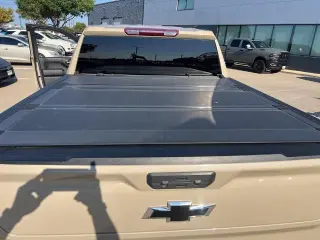 Chevrolet Silverado 1500 2022 4x4 Custom Trail Boss 4dr Cabina de Tripulacion 5.8 pies ST