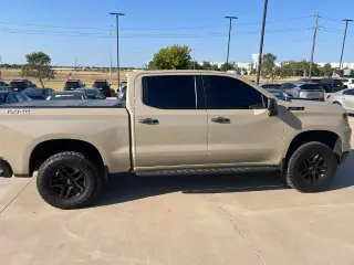 Chevrolet Silverado 1500 2022 4x4 Custom Trail Boss 4dr Cabina de Tripulacion 5.8 pies ST