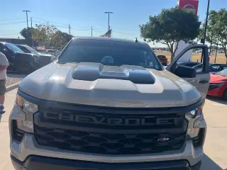Chevrolet Silverado 1500 2022 4x4 Custom Trail Boss 4dr Cabina de Tripulacion 5.8 pies ST