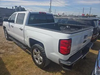 Chevrolet Silverado 1500 2016 4x2 LT 4dr Camioneta de tripulación 5.8 ft. SB