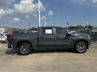 Chevrolet Silverado 1500 2025 4x2 LT Cabina Crew Cab de 4 puertas y caja corta de 6.6 pies