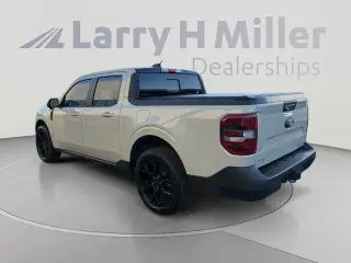 Ford Maverick 2025 AWD Lariat 4 puertas SuperCrew caja corta de 4.5 pies