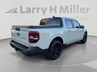 Ford Maverick 2025 AWD Lariat 4 puertas SuperCrew caja corta de 4.5 pies