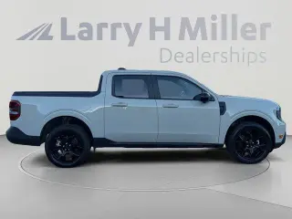 Ford Maverick 2025 AWD Lariat 4 puertas SuperCrew caja corta de 4.5 pies