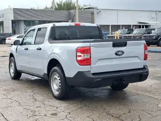 Ford Maverick 2025 XL 4 puertas SuperCrew caja corta de 4.5 pies