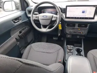 Ford Maverick 2025 XL 4 puertas SuperCrew caja corta de 4.5 pies