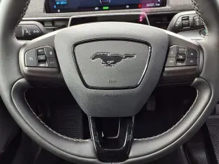 Ford Mustang Mach-E 2023 AWD GT de 4 puertas SUV