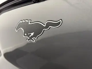 Ford Mustang Mach-E 2023 AWD Premium SUV de 4 puertas