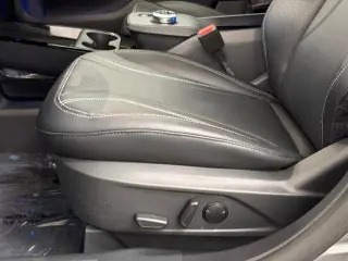 Ford Mustang Mach-E 2023 AWD Premium SUV de 4 puertas