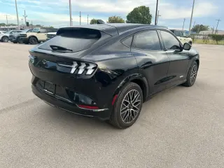 Ford Mustang Mach-E 2024 AWD Premium 4dr SUV