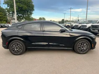 Ford Mustang Mach-E 2024 AWD Premium 4dr SUV