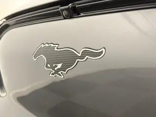 Ford Mustang Mach-E 2023 AWD Premium SUV de 4 puertas