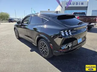 Ford Mustang Mach-E 2024 AWD Premium 4dr SUV